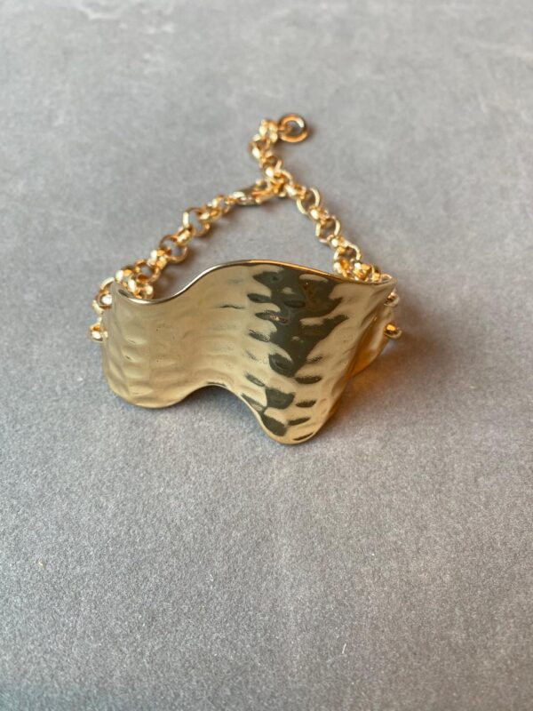 PULSEIRA CAMILLY